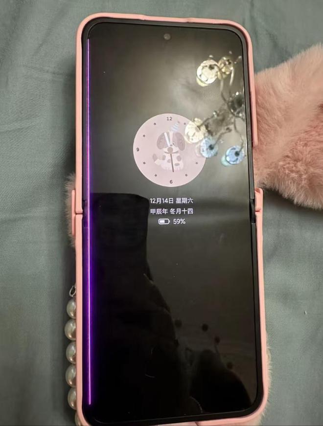 “要供起来？”1万元买的手机3天就坏了！工作人员：使用要小心(图14)